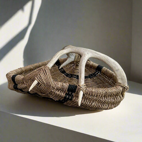 Custom Deer Antler Basket A34 - natural/blkstrp/medium